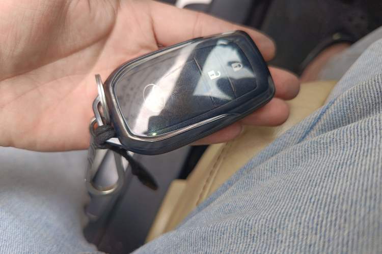 Used Toyota Highlander 2017 2.0T Four-Wheel Drive Luxury Edition 7 Seats