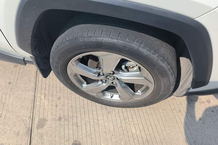 Used Toyota RAV4 Rongfang Plug-in Hybrid 2022 2.5L Two-Wheel Drive Elite Pro