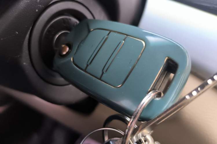 Used Baojun 730 2016 1.5L Manual Comfort Version 7 Seats China V Emission Standard
