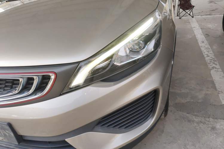 Used Geely Auto Emgrand GS 2018 Lingchao Edition 1.4T Automatic LingShang Smart Connectivity Model Left Front Headlight