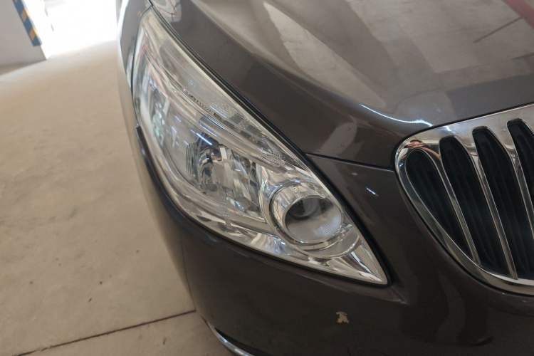 Used Buick GL8 2011 2.4L CT Luxury Business Comfort Edition
