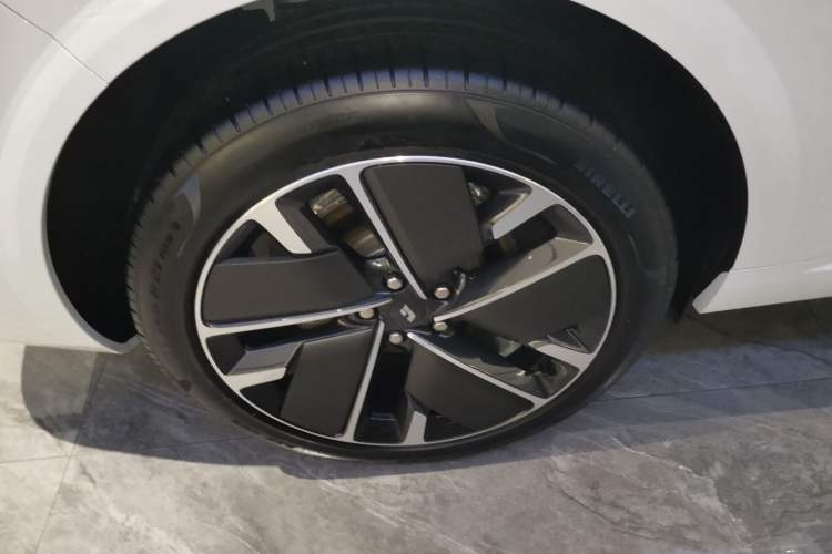 Used Li Auto L6 2025 Pro Smart Refresh Edition