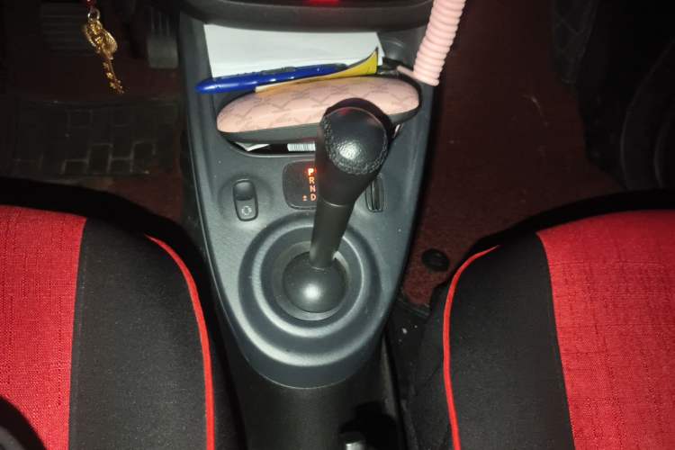 Used smart fortwo 2015 1.0L 52 kW hardtop Dynamic version