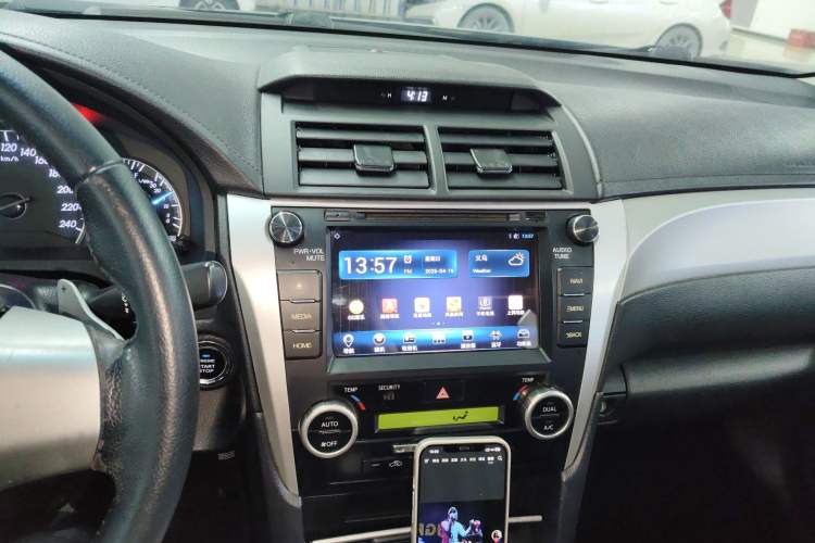 Used Toyota Camry 2012 Junrui 2.0S Radiant Edition
