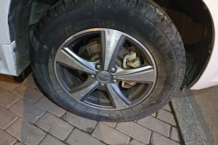 Used Haval H6 2016 Upgraded Model 1.5T Manual Two-Wheel Drive Urban Version
