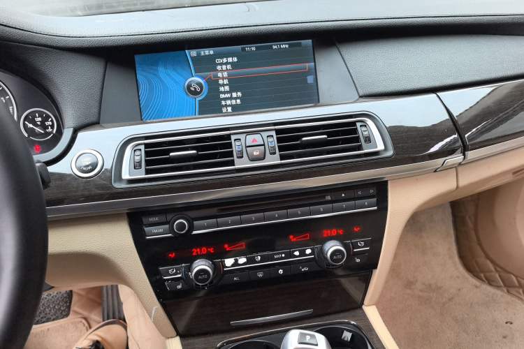 Used BMW 7 Series 2009 740Li Leading Model
