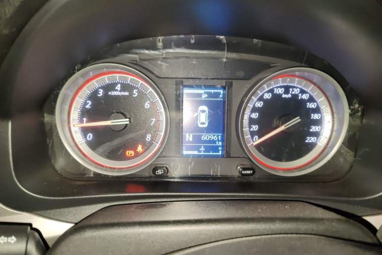 Used FORTHING Joyear X5 2017 1.6L CVT Luxury Model
