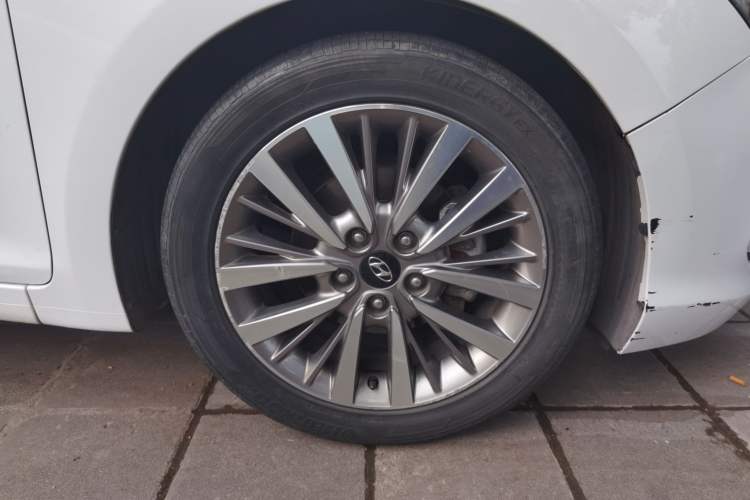 Used Hyundai Mistra 2019 1.8L Automatic Smart GLS China VI Standard Right Front Wheel Hub