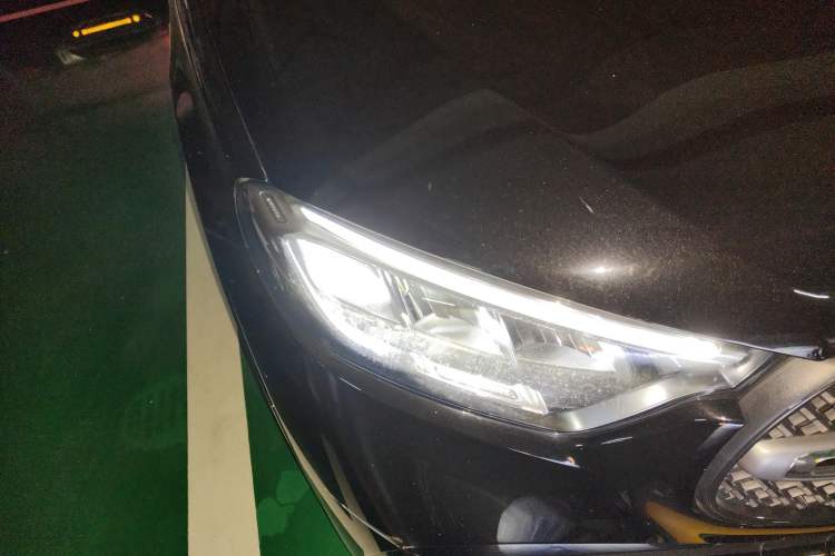 Used Mercedes-Benz GLC 2023 Refreshed GLC 300 L 4MATIC Dynamic Version 7-Seater Exterior 6