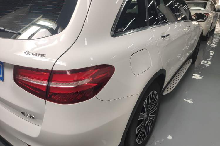 Used Mercedes-Benz GLC 2019 GLC 260 L 4MATIC Dynamic Model Exterior 3