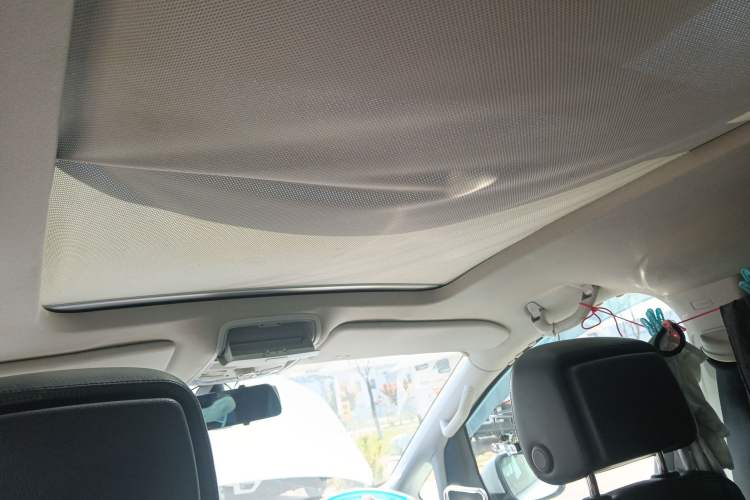 Used Volkswagen Sharan 2013 1.8TSI Comfort Model Euro IV
