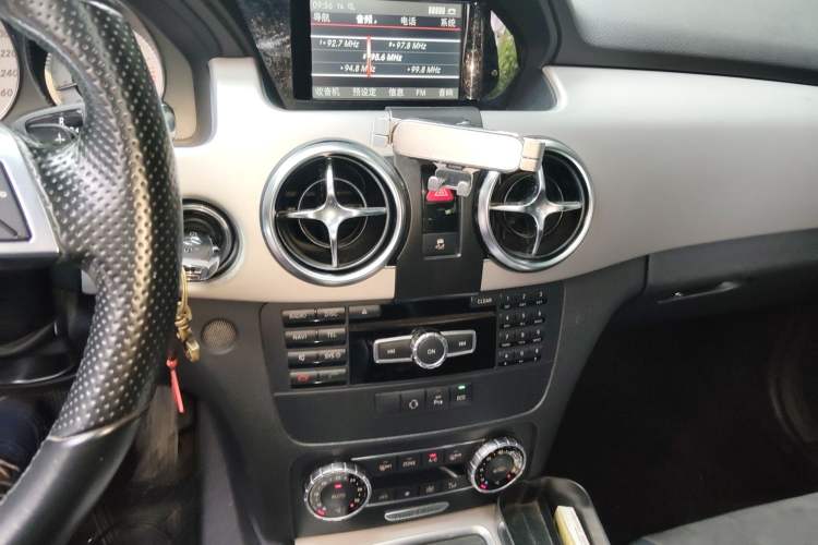 Used Mercedes-Benz GLK-Class 2015 GLK 260 4MATIC Dynamic Edition Ultimate Version