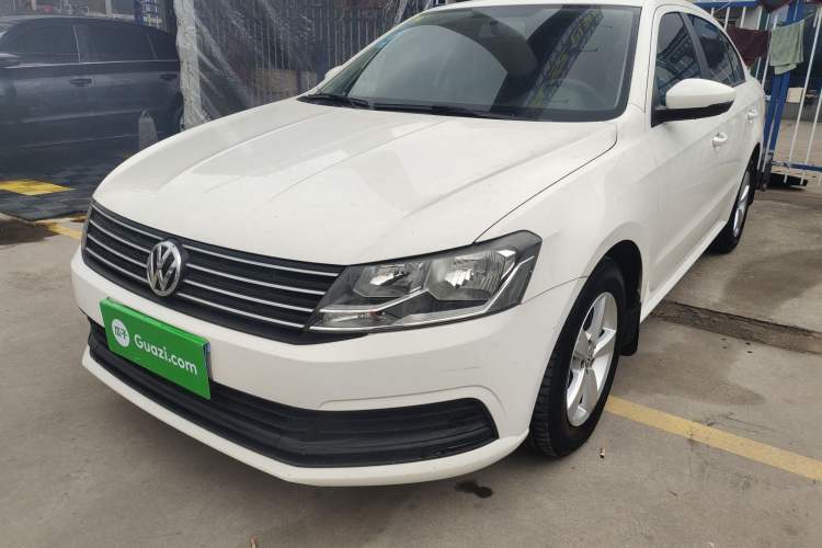 Used Volkswagen Lavida 2015 1.6L Automatic Fashion Edition