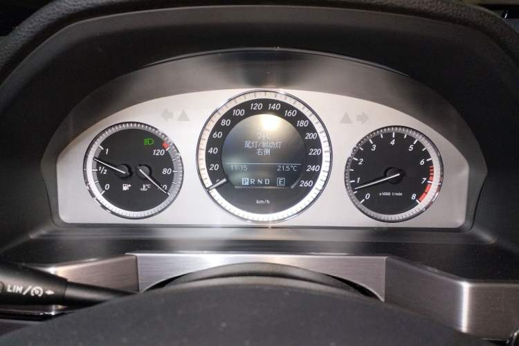 Used Mercedes-Benz GLK-Class 2010 GLK 300 4MATIC Fashion Model Instrument Cluster