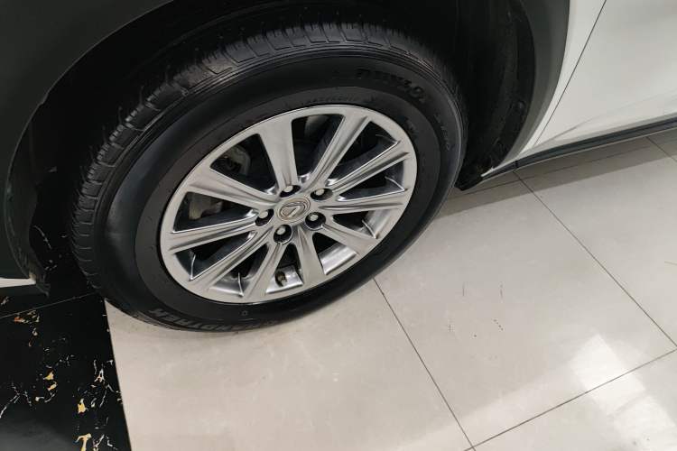 Used Lexus NX 2015 200 Front-Wheel Drive X-Trail SE Edition Left Front Wheel Hub