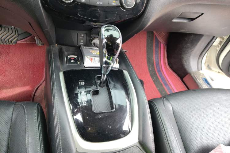 Used Nissan X-Trail 2017 2.5L CVT Luxury Edition 4WD
