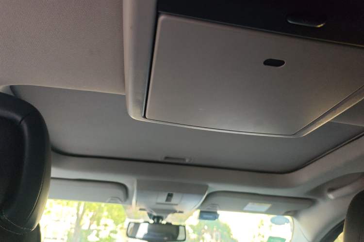 Used Dodge Journey 2014 2.4L Two-Wheel Drive Touring Edition Headliner