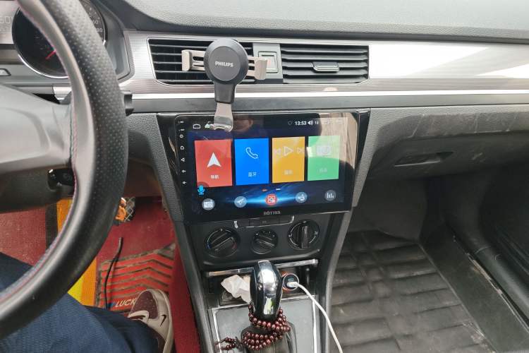 Used Volkswagen Bora 2017 1.6L Automatic Fashion Model