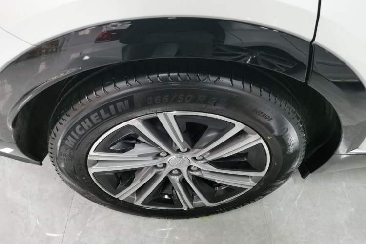 Used Cadillac LYRIQ 2022 Rear-Drive Long-Range Prestige Edition