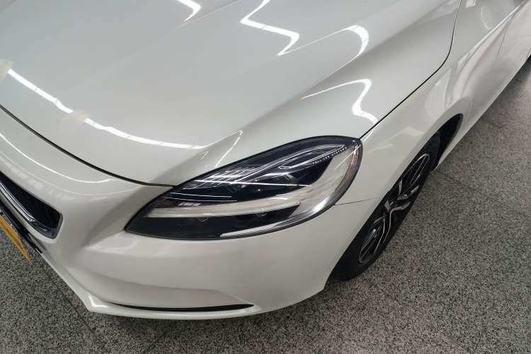 Used Volvo V40 2017 T3 Zhiyi Edition