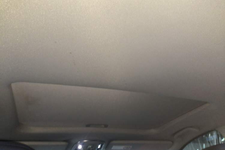 Used Haval H8 2015 2.0T Two-Wheel-Drive Luxury Version
