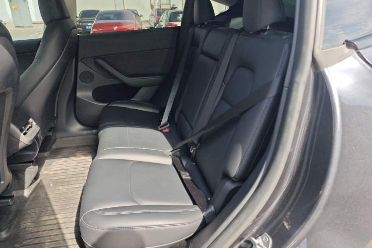 Used Tesla Model Y 2024 Rear-Wheel-Drive Version
