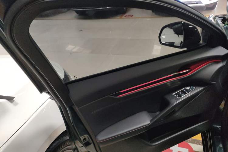 Used Ford Mondeo 2023 1.5T E-Hybrid ST-Line
