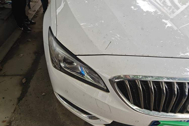 Used Buick Verano 2015 Sedan 20T Dual-Clutch Elite Model
