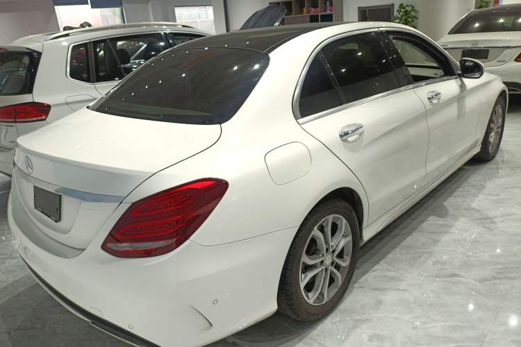 Used Mercedes-Benz C-Class 2015 C 200 L Sport Edition
