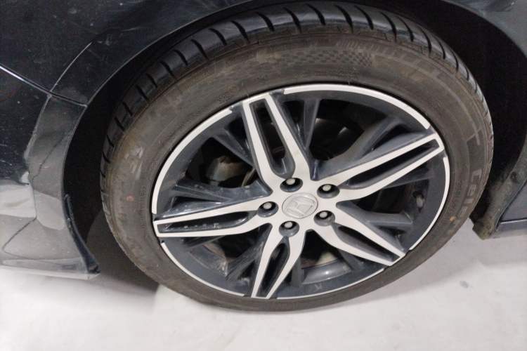 Used Honda Inspire 2022 260TURBO Jingyue Version Left Front Wheel Hub