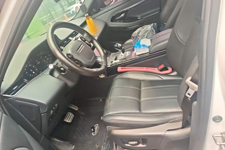 Used Land Rover Range Evoque 2020 249 PS R-DYNAMIC S Sport Edition Left Front Seat