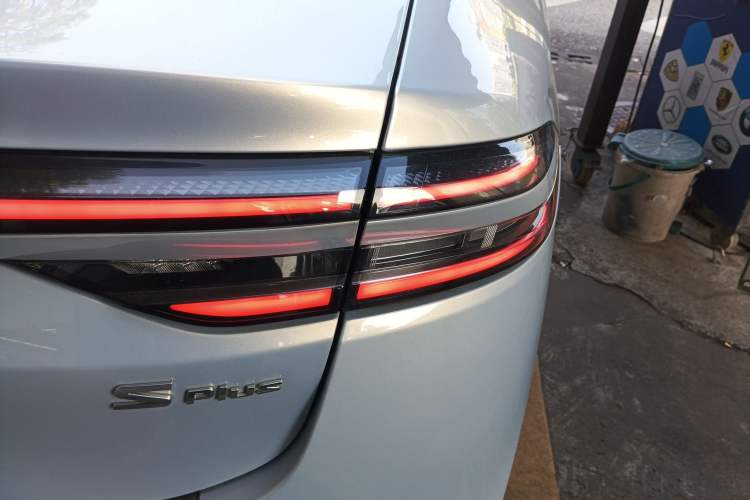 Used AION S Plus 2023 70 Enjoyment Edition Ternary Lithium Exterior 1