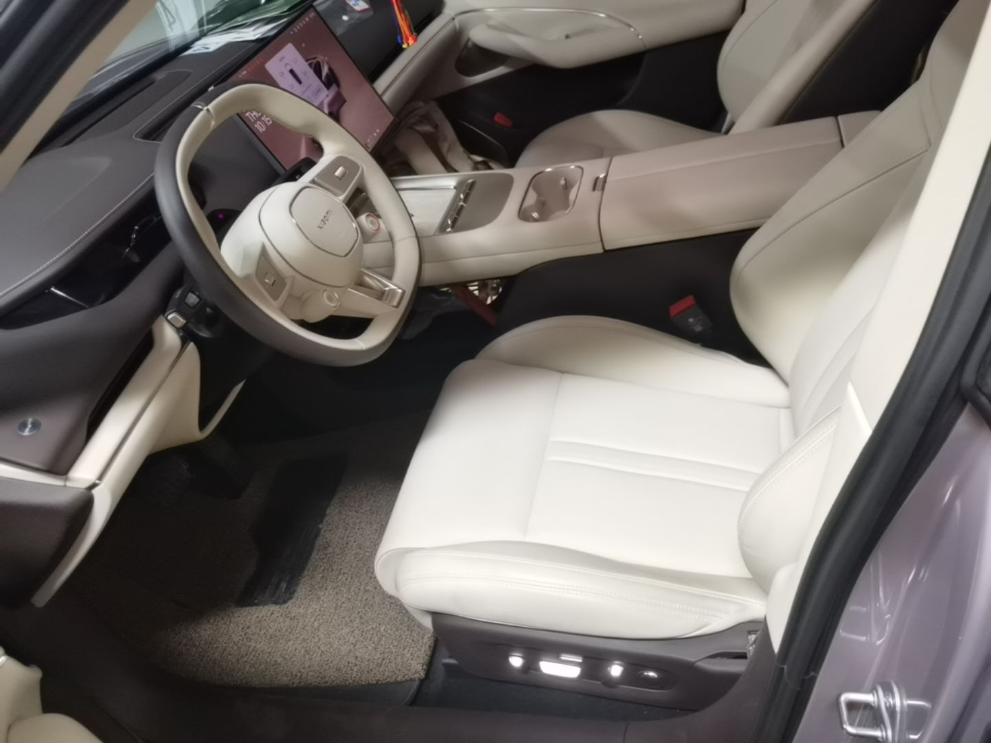 Xiaomi Auto SU7 2026 Model Standard Edition — снимка 17