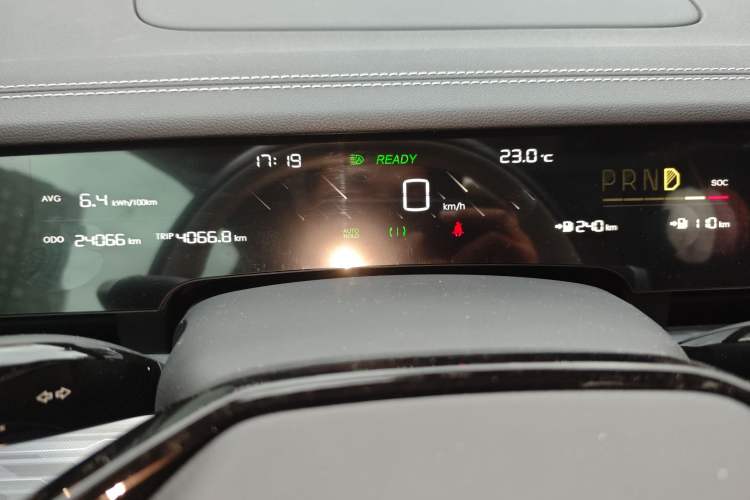 Used NETA S 2022 Extended-Range Version 1160 km Rear-Drive Big Edition
