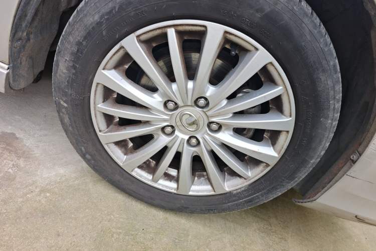 Used Great Wall C50 2014 Upgraded Model 1.5T Manual Fashion Edition Right Front Wheel Hub