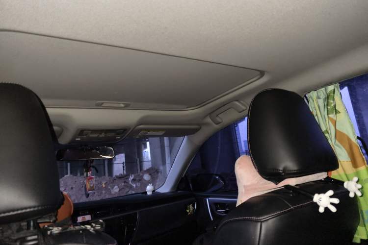 Used Toyota Corolla 2014 1.6L CVT GL-i Headliner