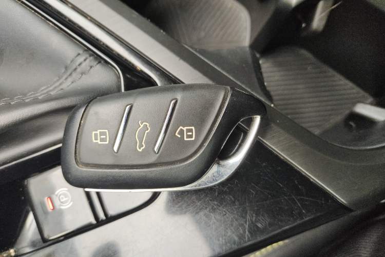 Used Roewe i5 2021 Revised Version 1.5L CVT Diamond Edition