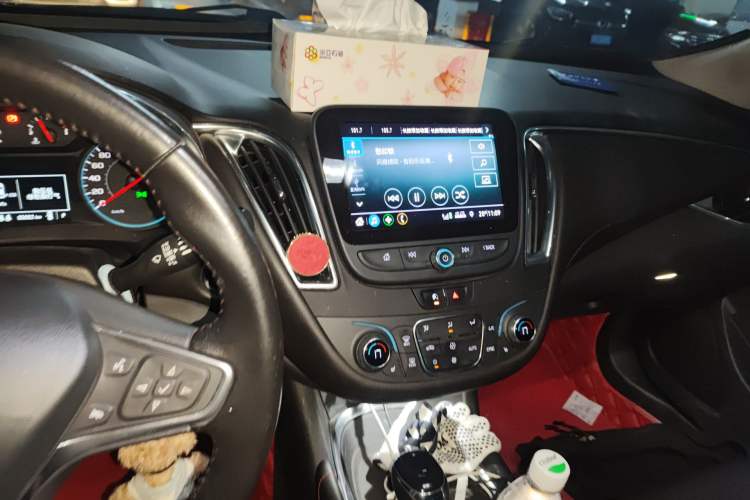 Used Chevrolet Malibu XL 2019 Redline 550T Automatic Sport Edition Audio And AC Panel