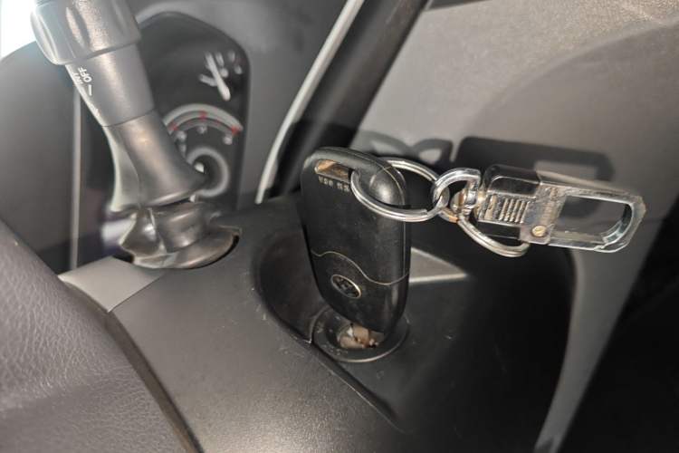 Used SAIC MAXUS Xintu V80 2021 2.0T PLUS AMT City Edition Short Wheelbase Ultra-Low Roof—7/8/9-Seater
