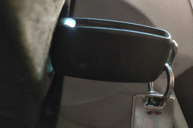 Used Jinbei New Hiace X30L 2021 1.5L Business-Grade Bus Non-Air-Conditioned Version China VI Standard SWC15M Vehicle Key