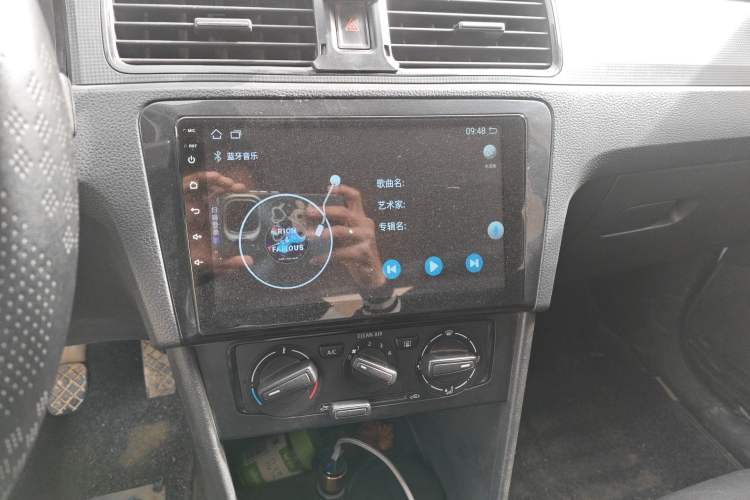 Used Volkswagen Santana 2015 1.6L Manual Fashion Edition
