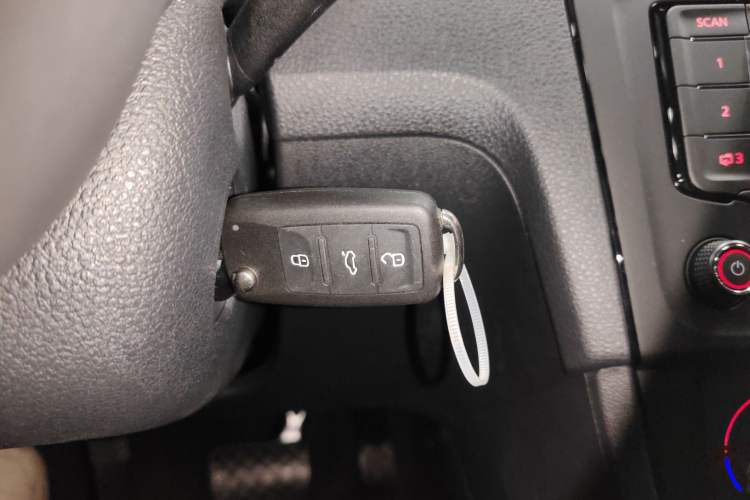 Used Volkswagen Santana 2021 1.5L Automatic Fashion Edition Vehicle Key