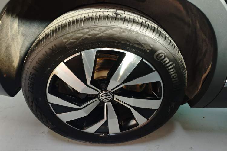 Used Volkswagen Tayron 2019 330TSI Two-Wheel Drive Luxury Model China VI Standard
