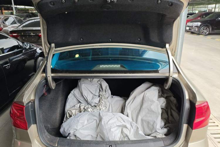 Used Volkswagen Bora 2019 Bora·Legend 1.5L Manual Fashion Edition China V Standard Trunk