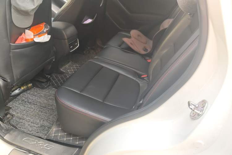 Used Mazda CX-5 2015 2.0L Automatic Two-Wheel Drive Urban Version