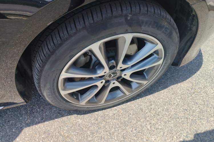 Used Mercedes-Benz E-Class 2018 Facelift E 200 L
