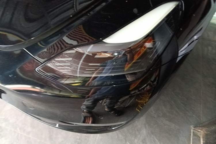 Used Tesla Model Y 2021 Standard Range Rear-Wheel Drive Version Left Front Headlight