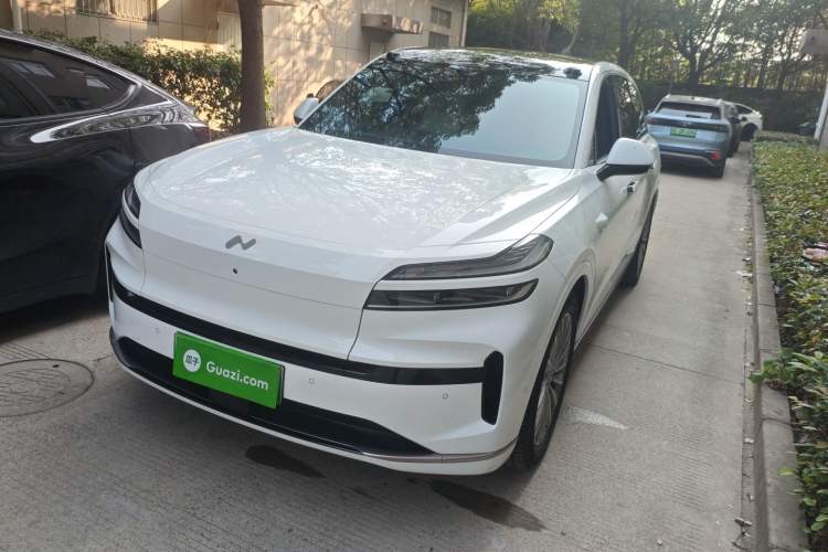 Used ONVO Luxeed L90 2025 Model—Ultra Six-Seater Version