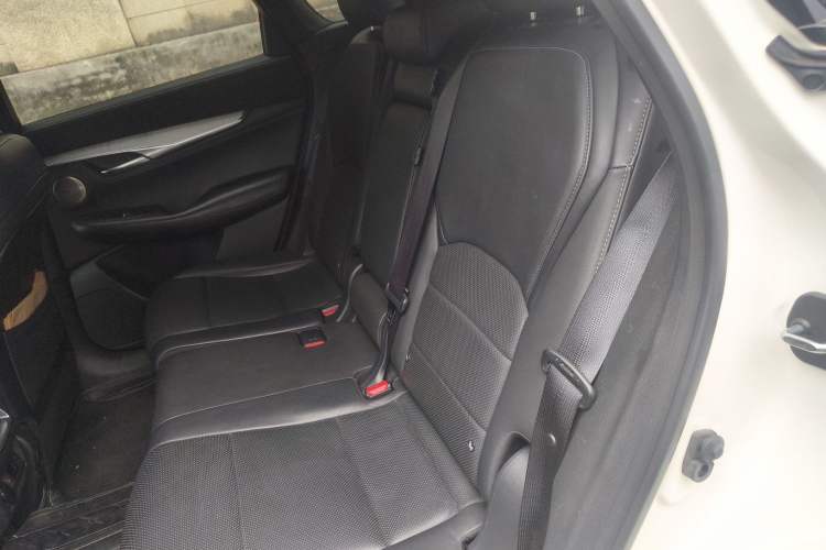 Used Infiniti QX50 2018 2.0T Four-Wheel Drive Luxury Edition Interior 4