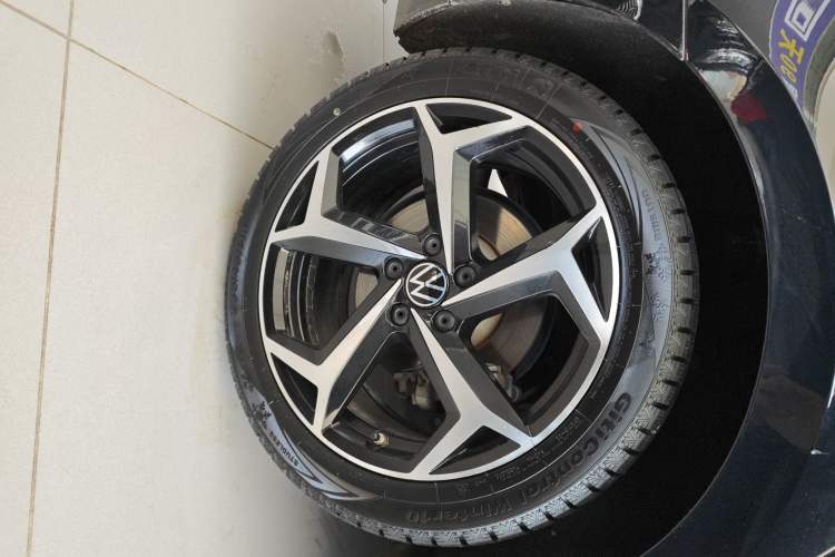 Used Volkswagen Magotan 2023 2 Million Units Limited Edition 330TSI DSG Leading Version